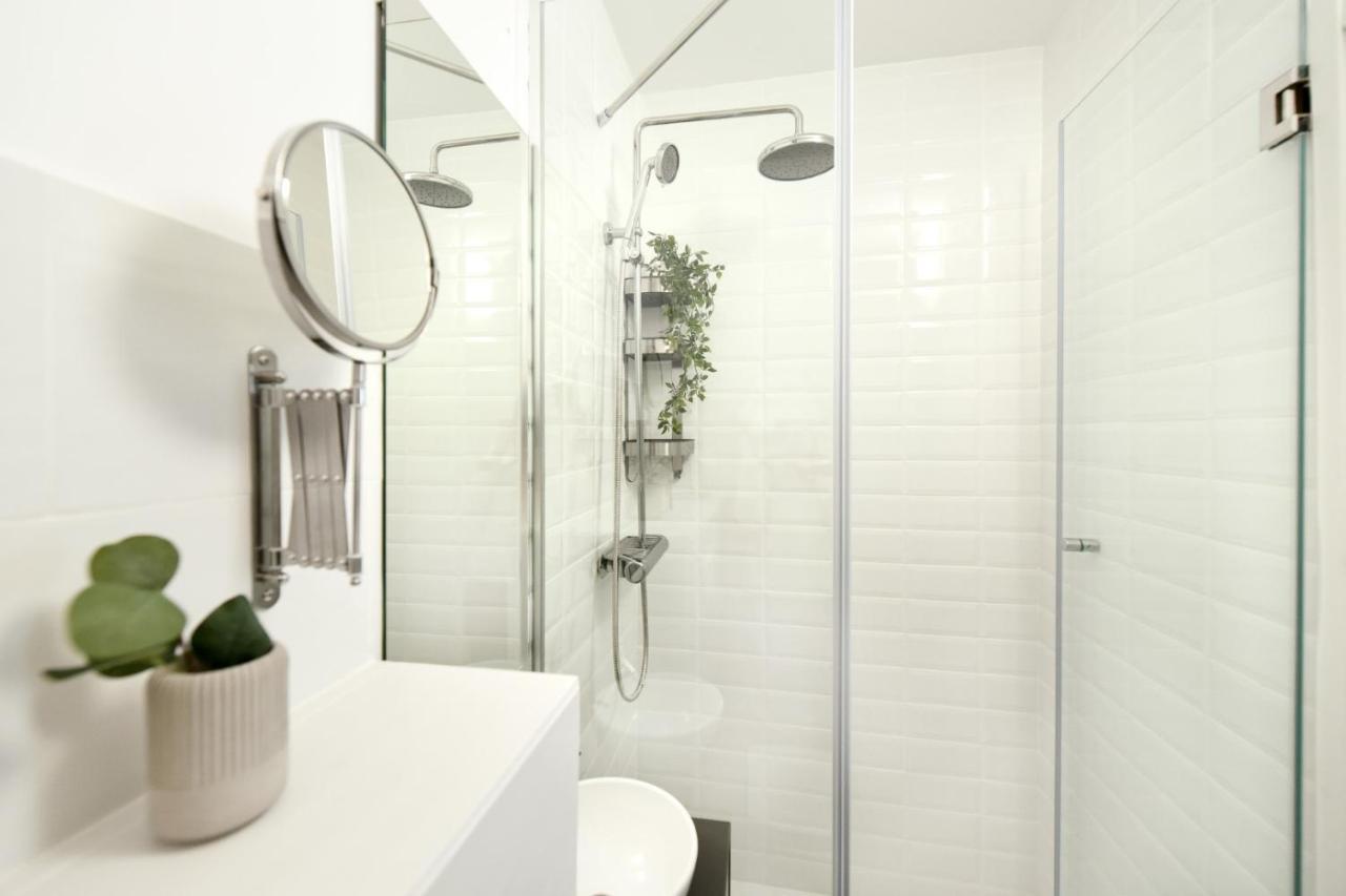 The Dream Apartment - Near Radisson Hotel 부쿠레슈티 외부 사진