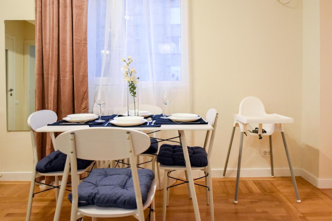 The Dream Apartment - Near Radisson Hotel 부쿠레슈티 외부 사진