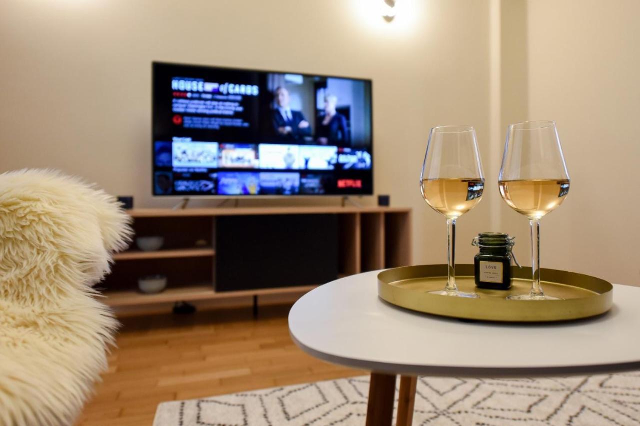 The Dream Apartment - Near Radisson Hotel 부쿠레슈티 외부 사진